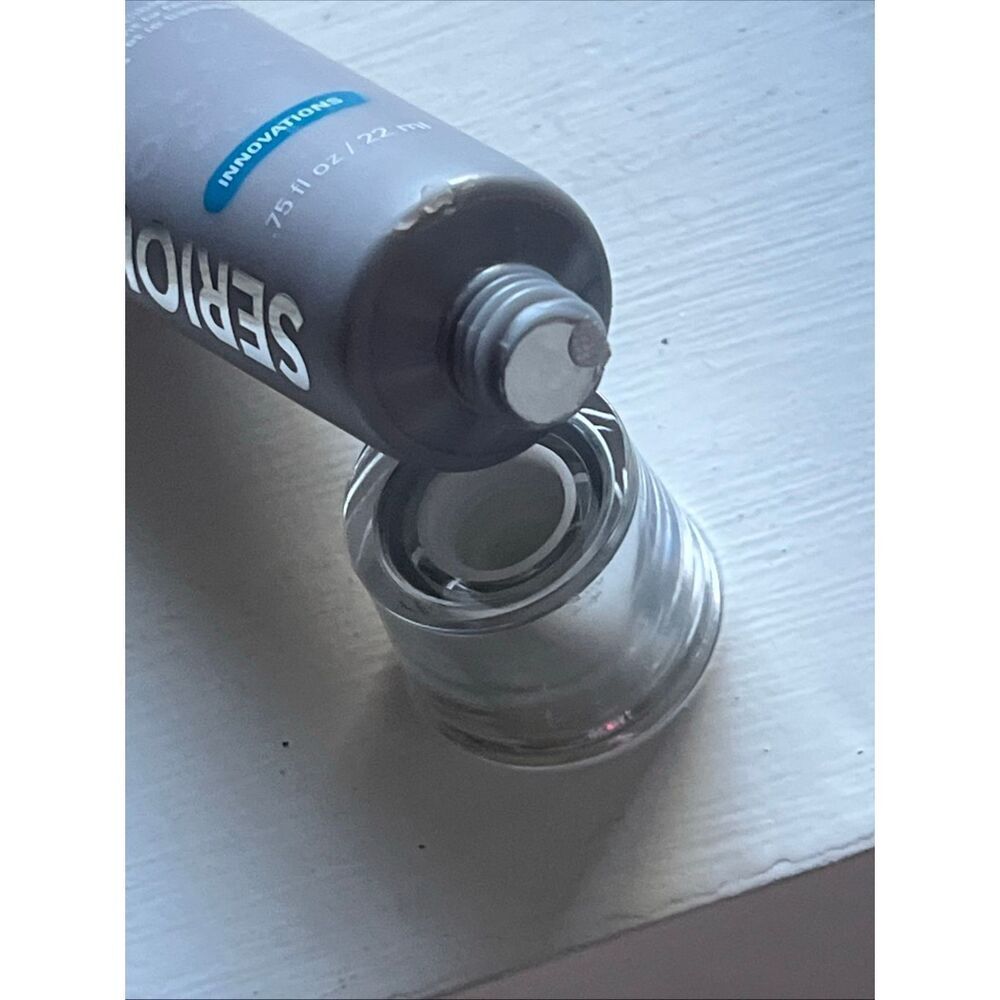 NIB Serious Skincare Insta TOX Instant Wrinkle Smoothing Serum Tightens Skin 0.7 - Picture 2 of 15